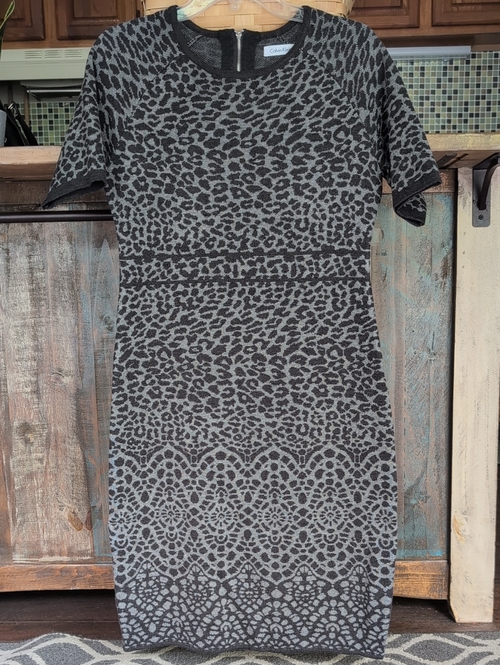 Calvin Klein Gray Leopard Print Short Sleeve Sweater Dress - Women's Medium